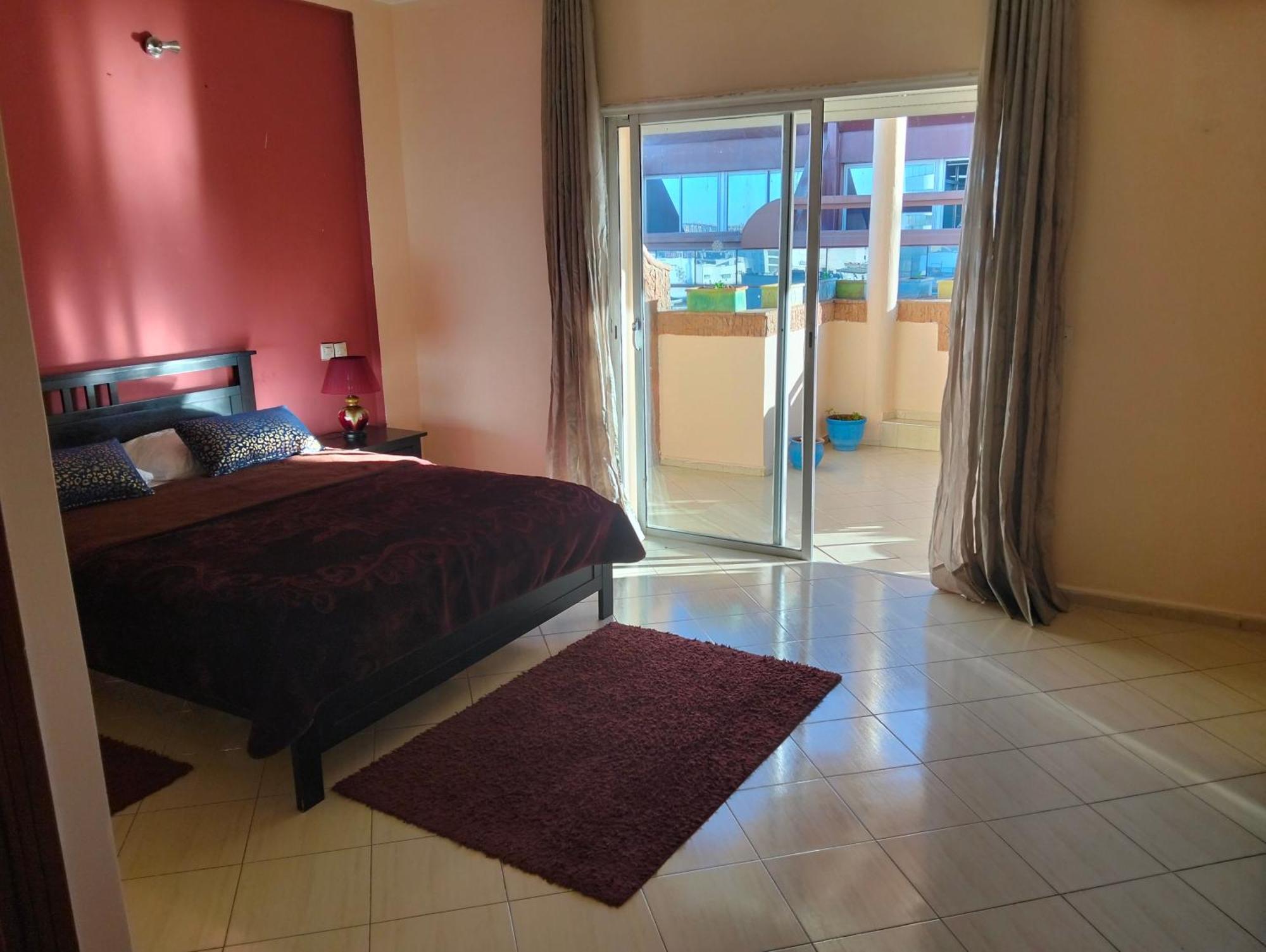 Appart Najia Au Centre Kenitra Avec Grande Terrasse Ngoại thất bức ảnh